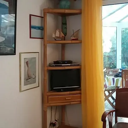 House With 2 Bedrooms In Arcachon, With Enclosed Garden - 800 M From T